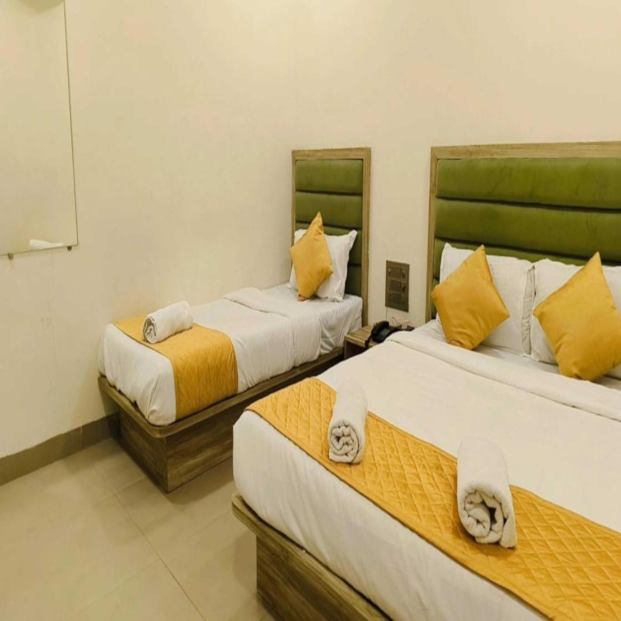 Hotel Pride Suites - Kurla West ムンバイ エクステリア 写真