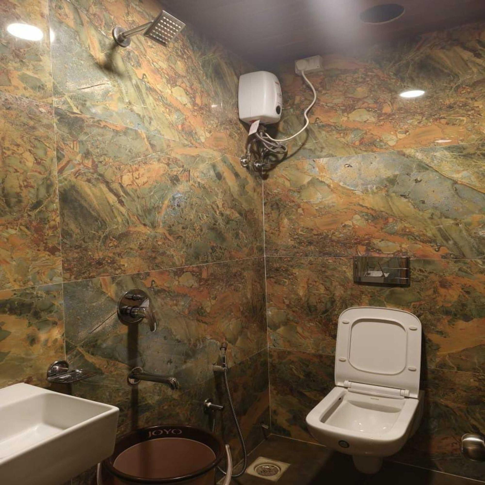 Hotel Pride Suites - Kurla West ムンバイ エクステリア 写真
