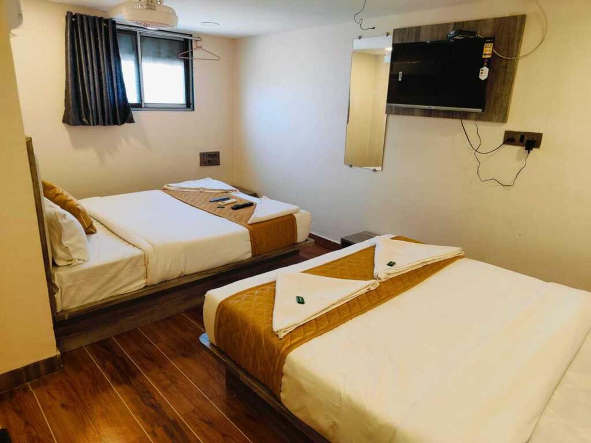 Hotel Pride Suites - Kurla West ムンバイ エクステリア 写真