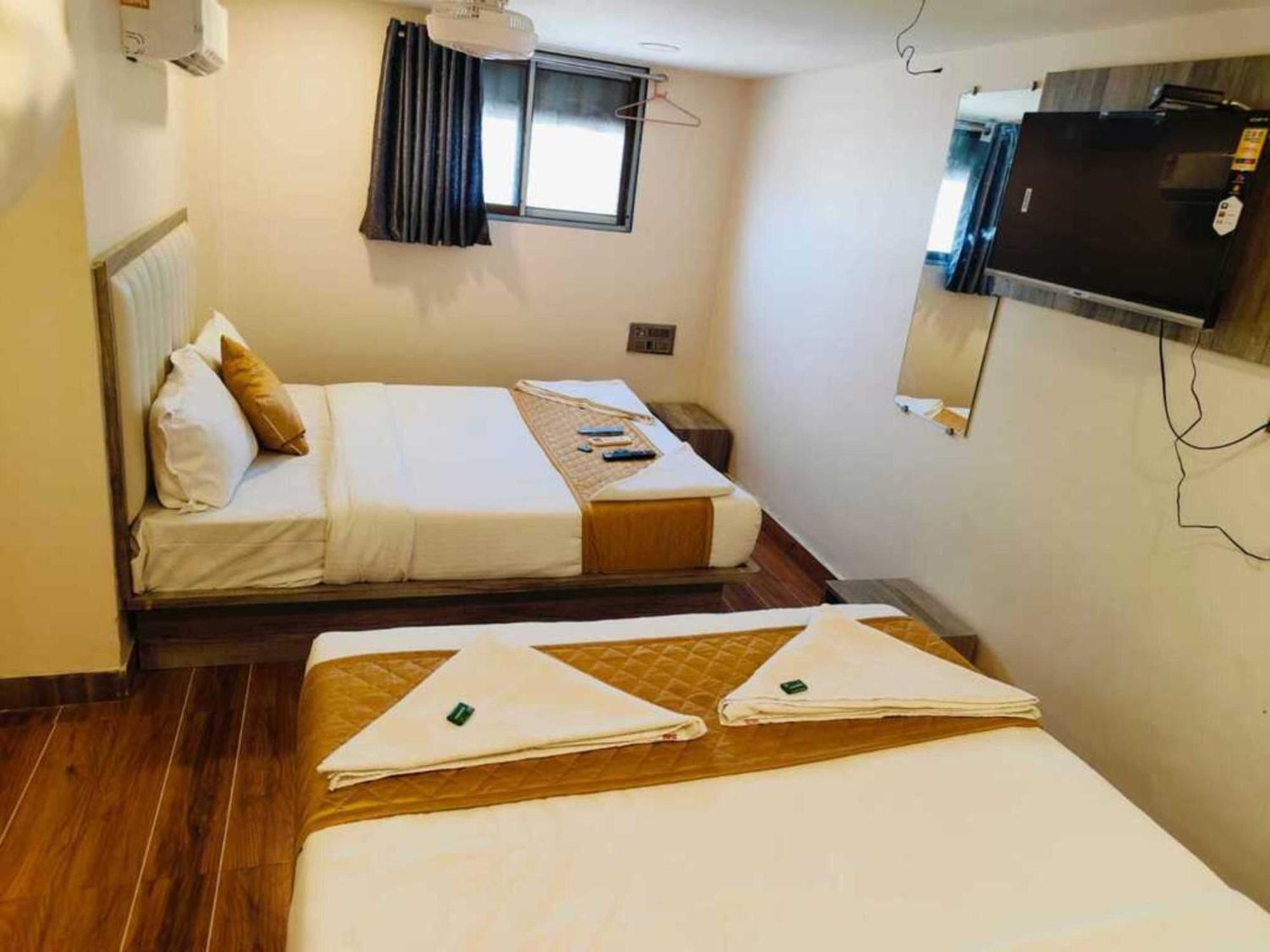 Hotel Pride Suites - Kurla West ムンバイ エクステリア 写真